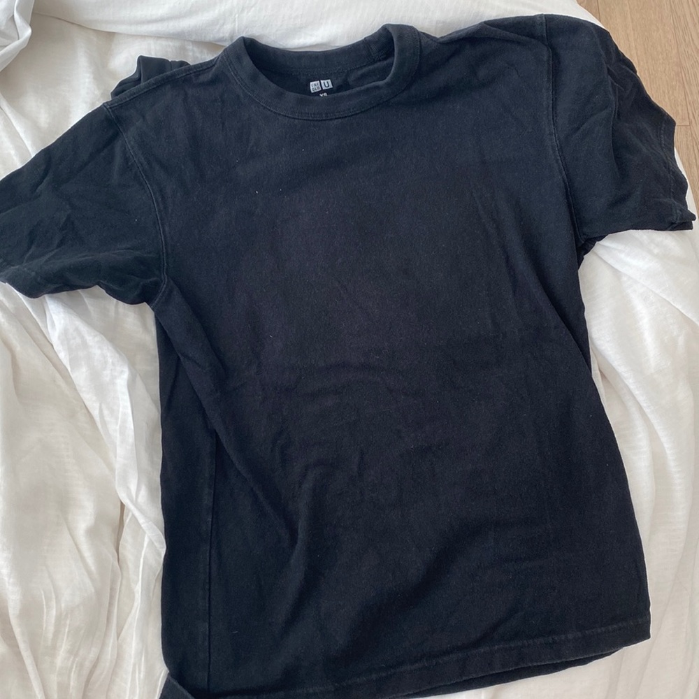 Plain black T-shirt